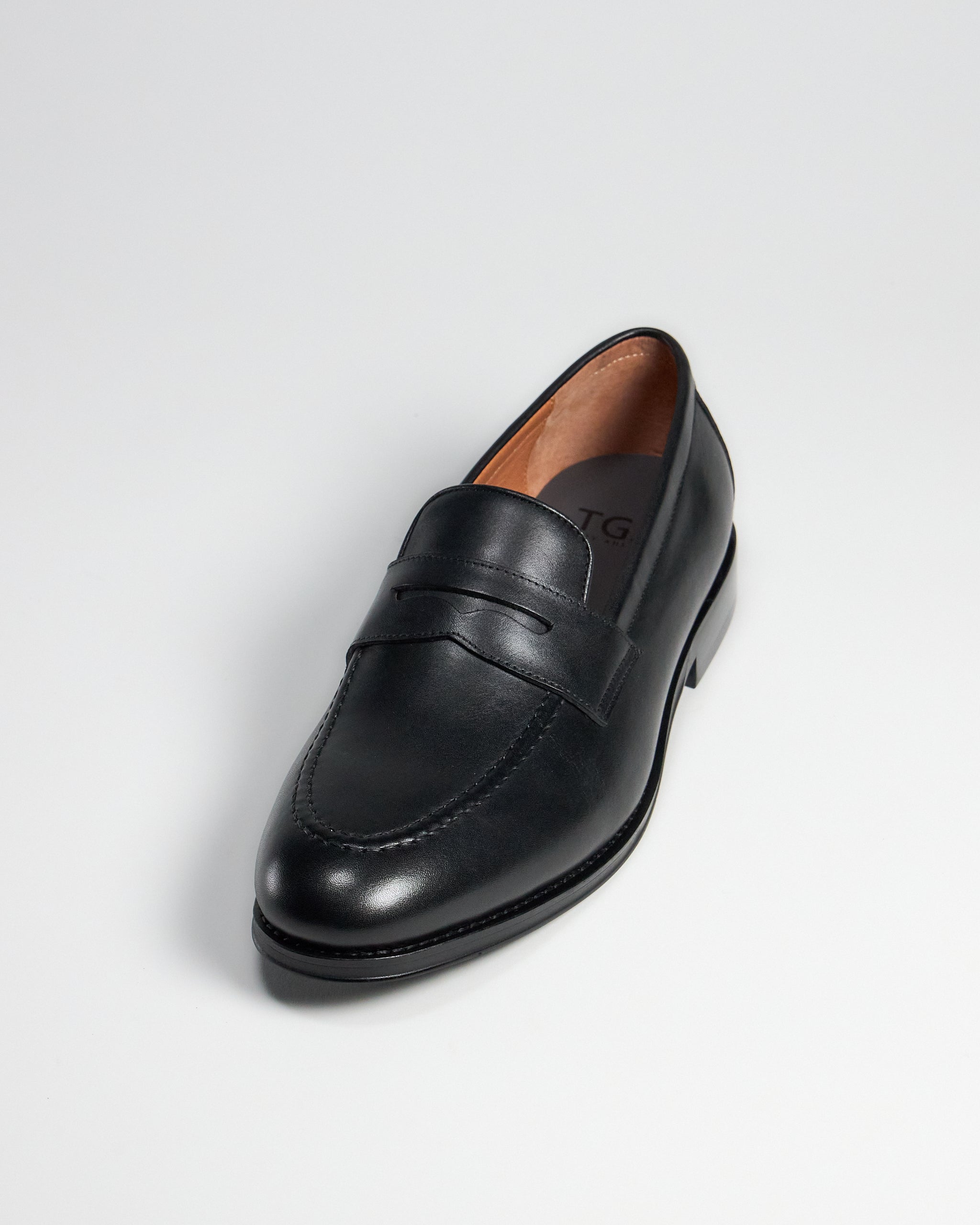 TGA by Ahler 1034 Loafer Black