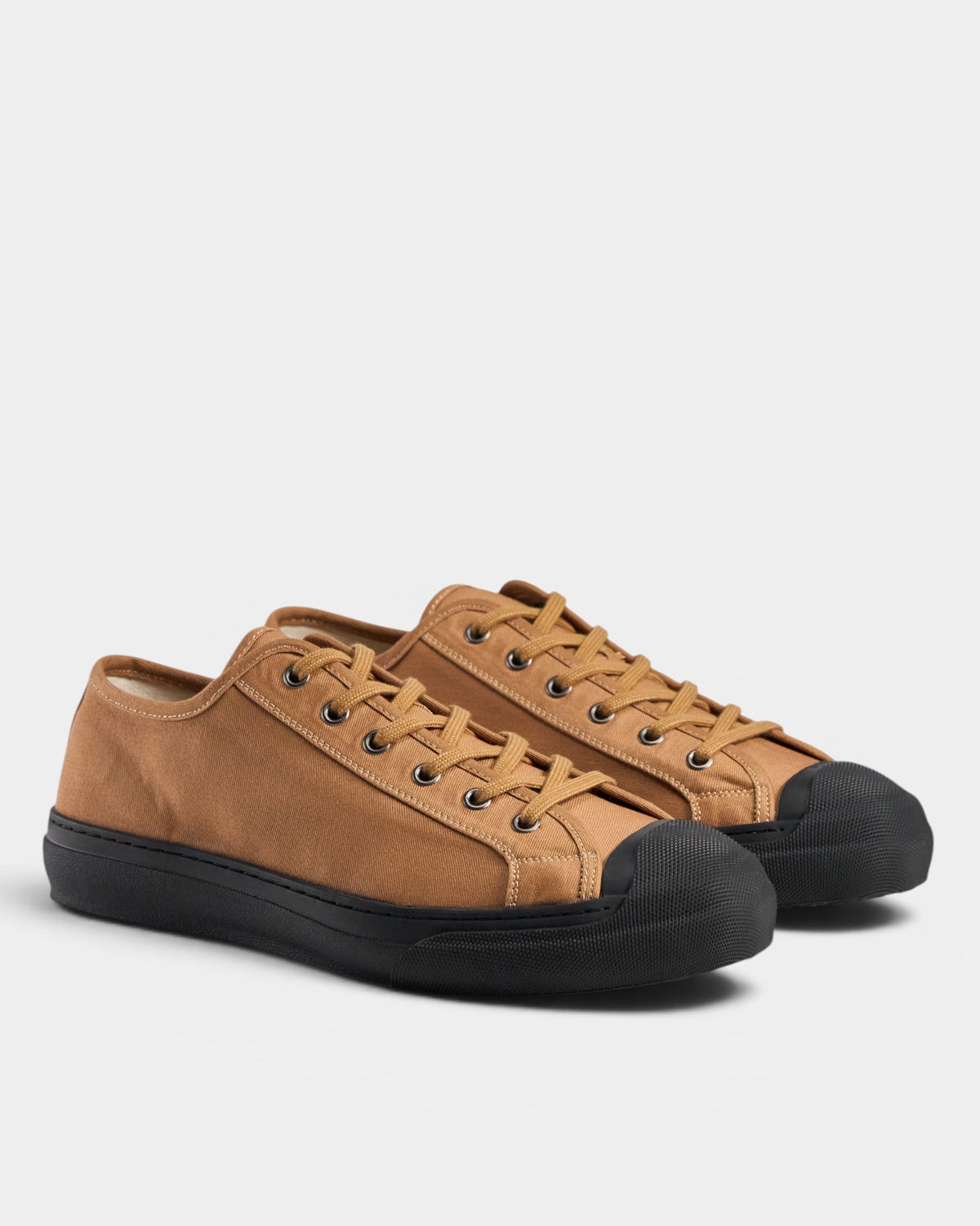 TGA xLAB 135 Sneaker laced Camel