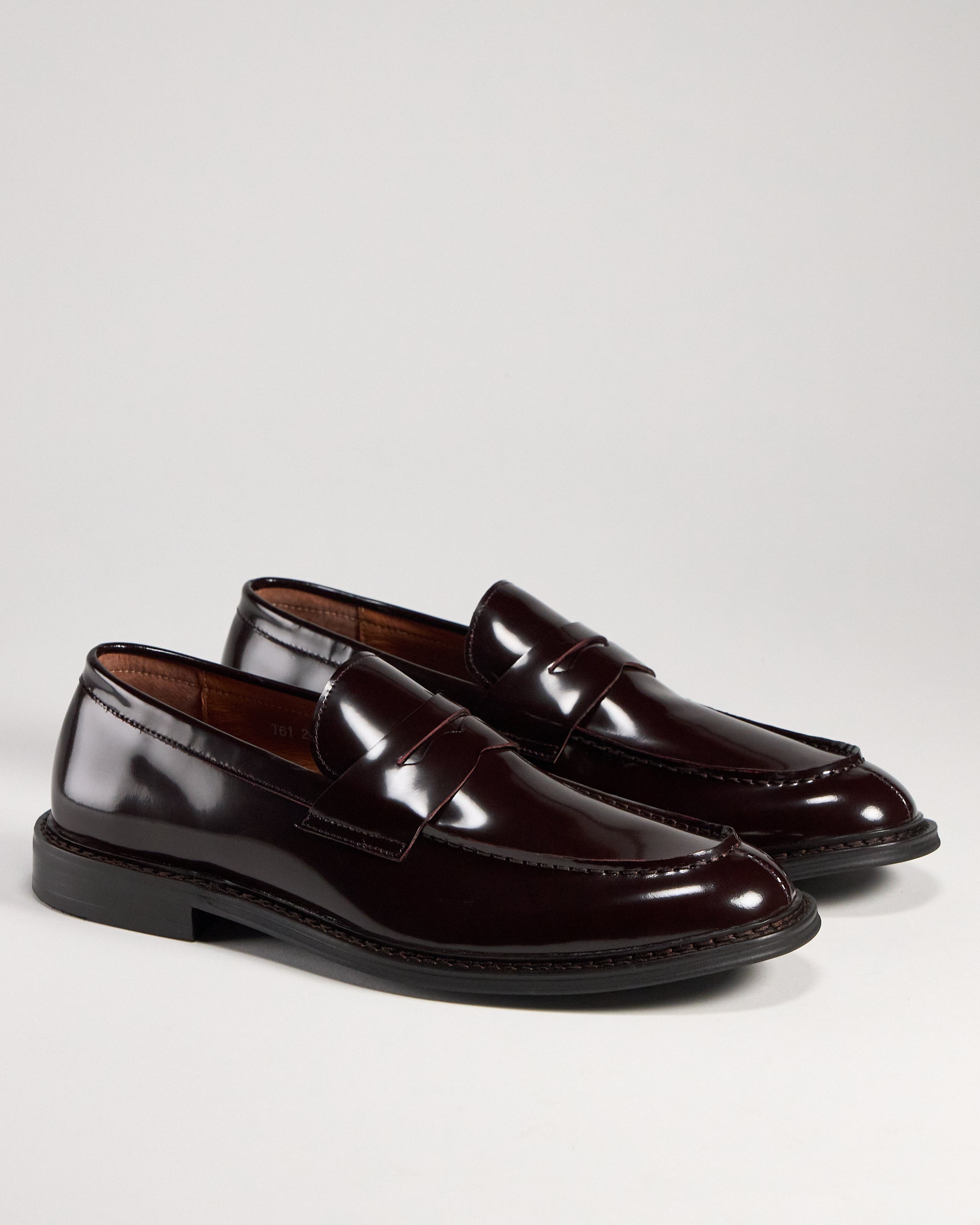 TGA by Ahler 2110 Loafer Burgundy