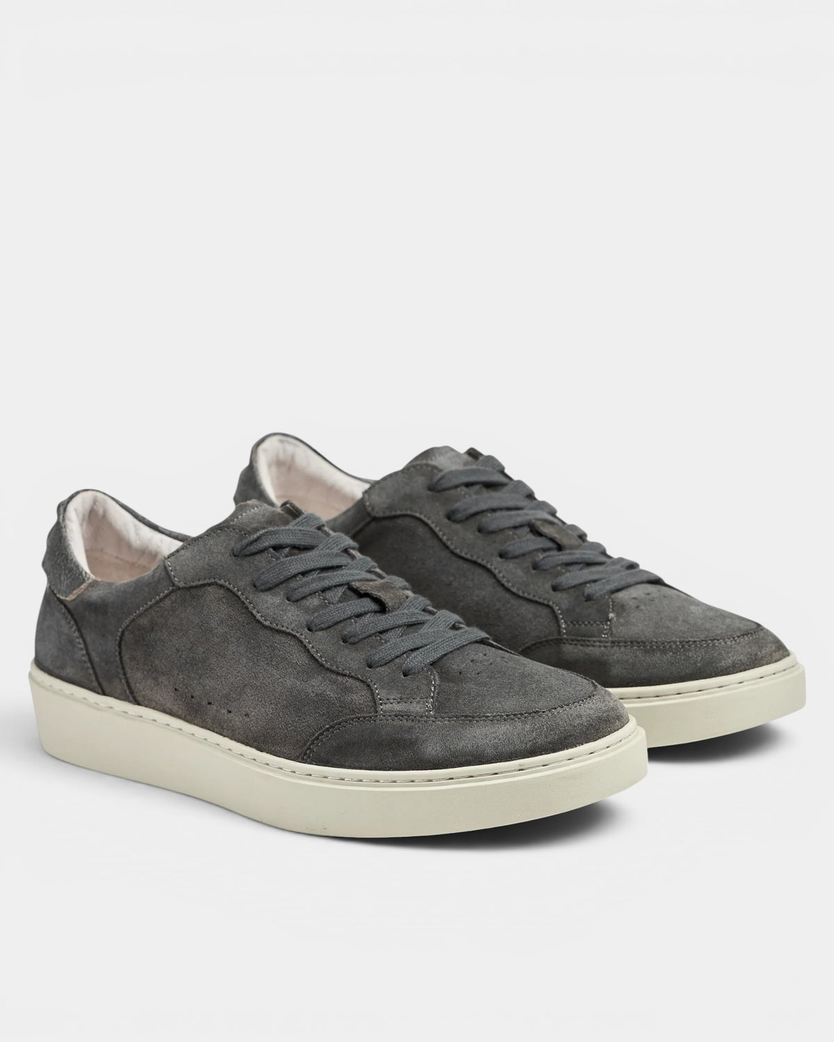 TGA xLAB 304 Sneaker laced Grey