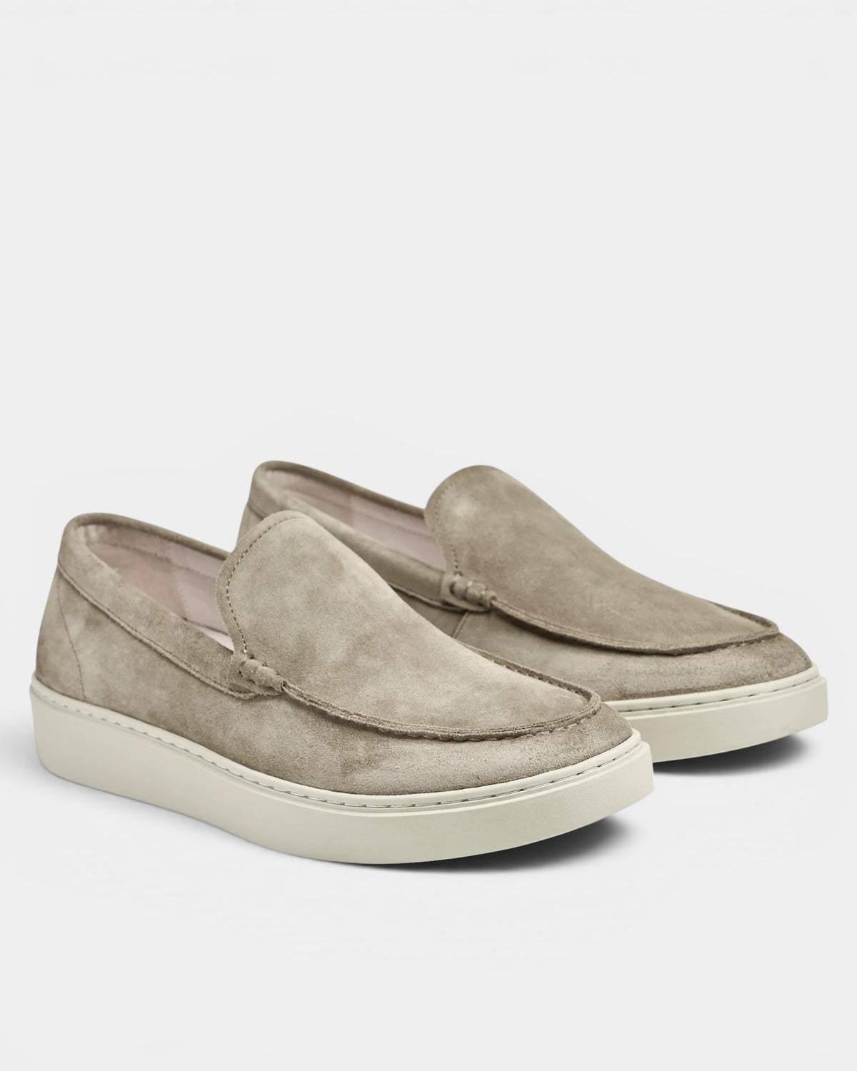 TGA xLAB 306 Loafer Taupe