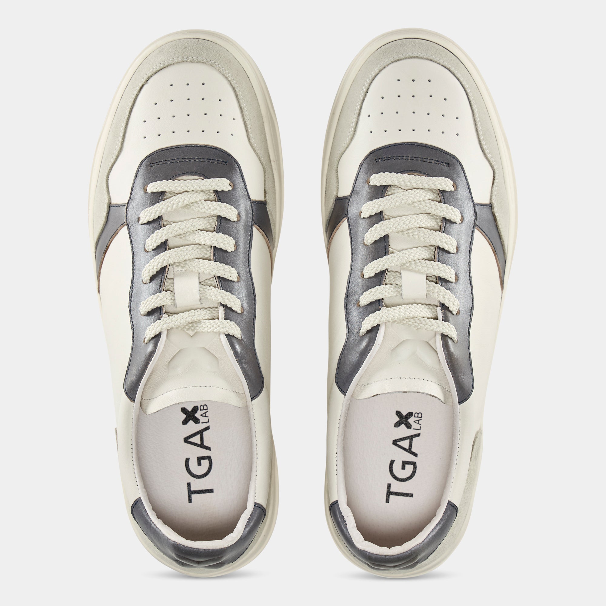 TGA xLAB 402 Sneaker laced Grey
