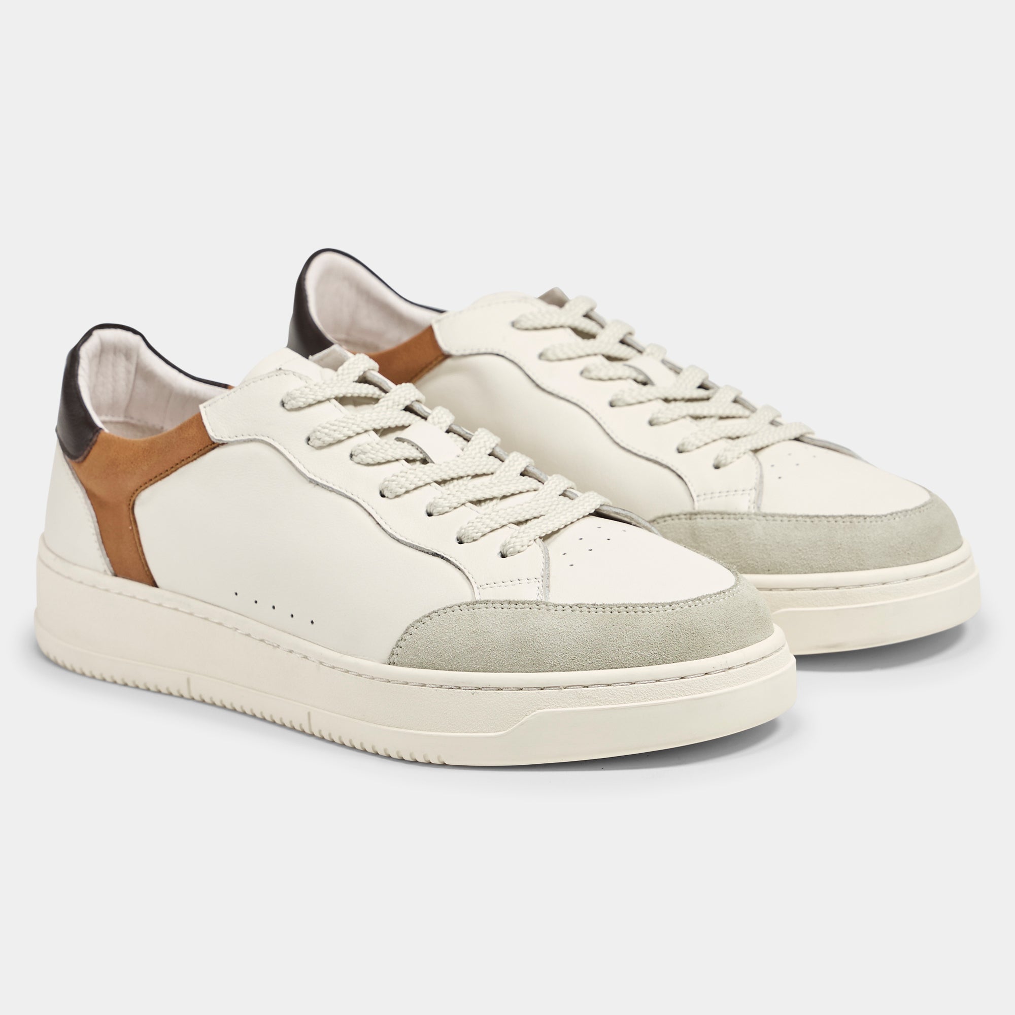 TGA xLAB 411 Sneaker laced Brown