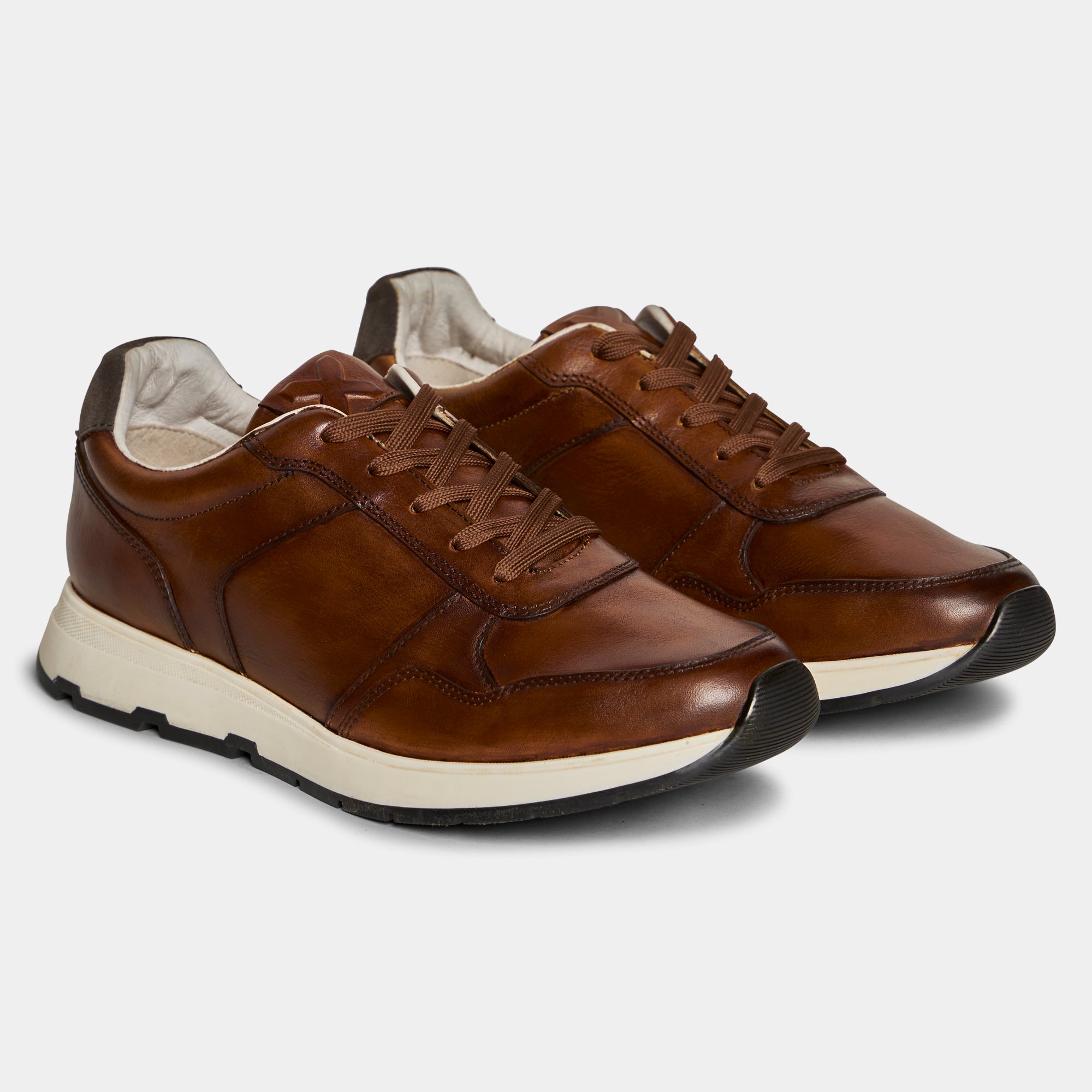 TGA xLAB 610 Sneaker laced Cognac