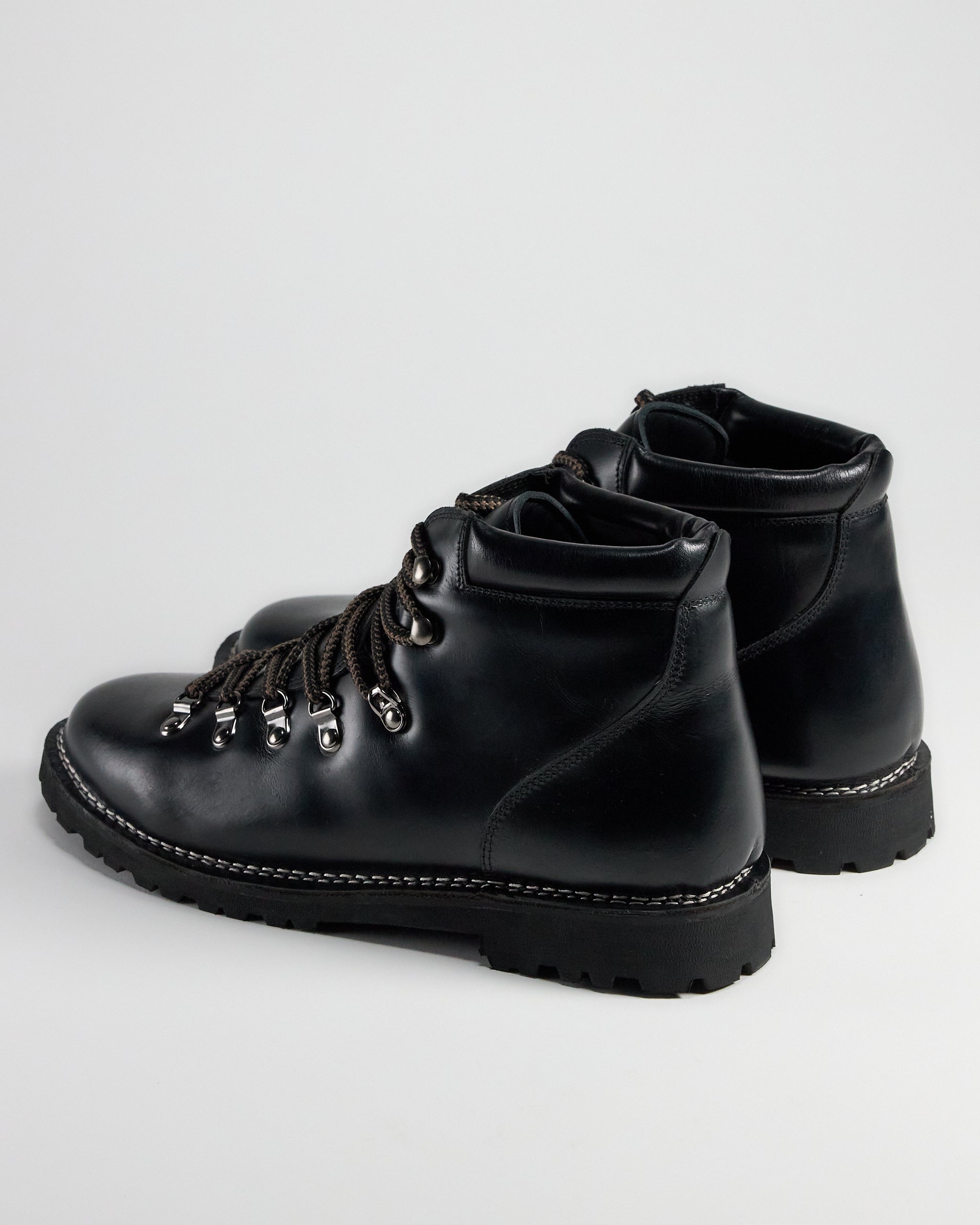 TGA by Ahler 7000 Laced boot Black