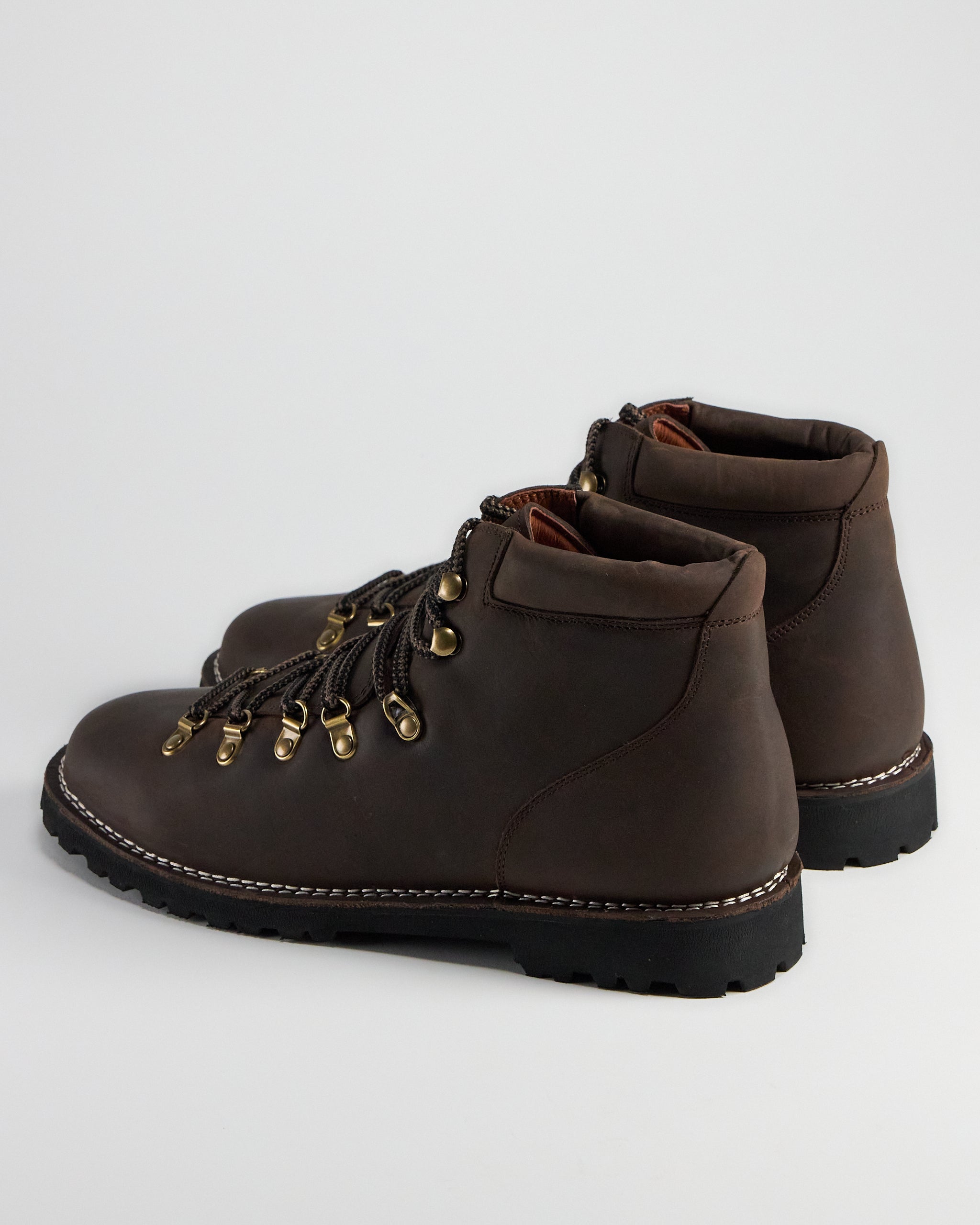TGA by Ahler 7001 Laced boot Dk Brown