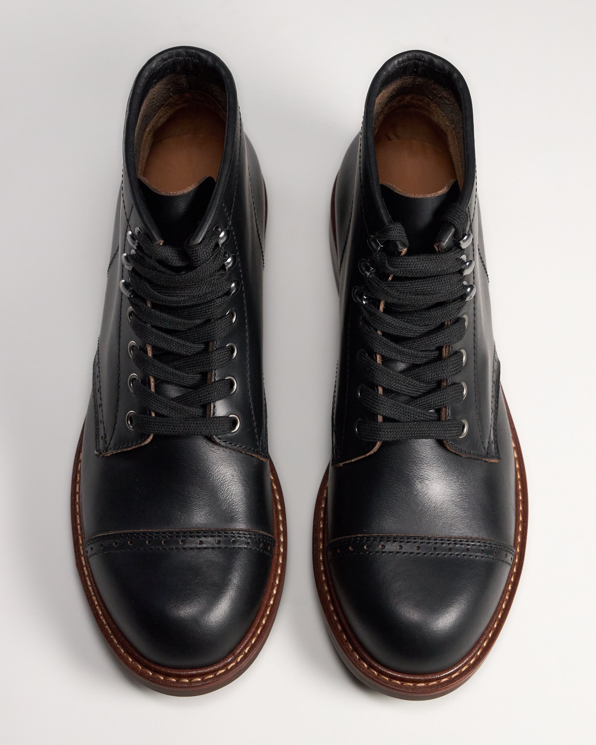 TGA xLAB 940 Laced boot Black