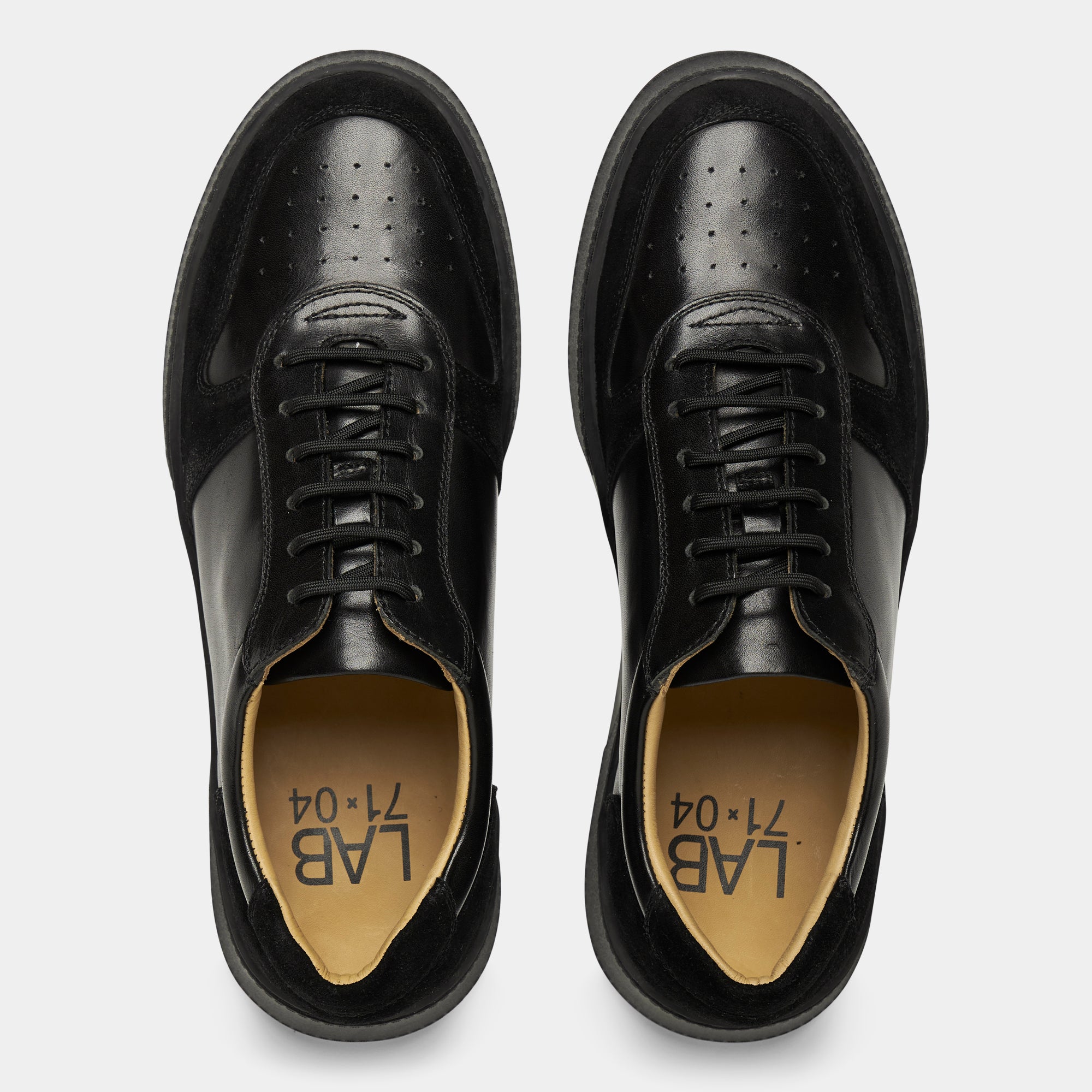 TGA xLAB 950 Sneaker laced Black