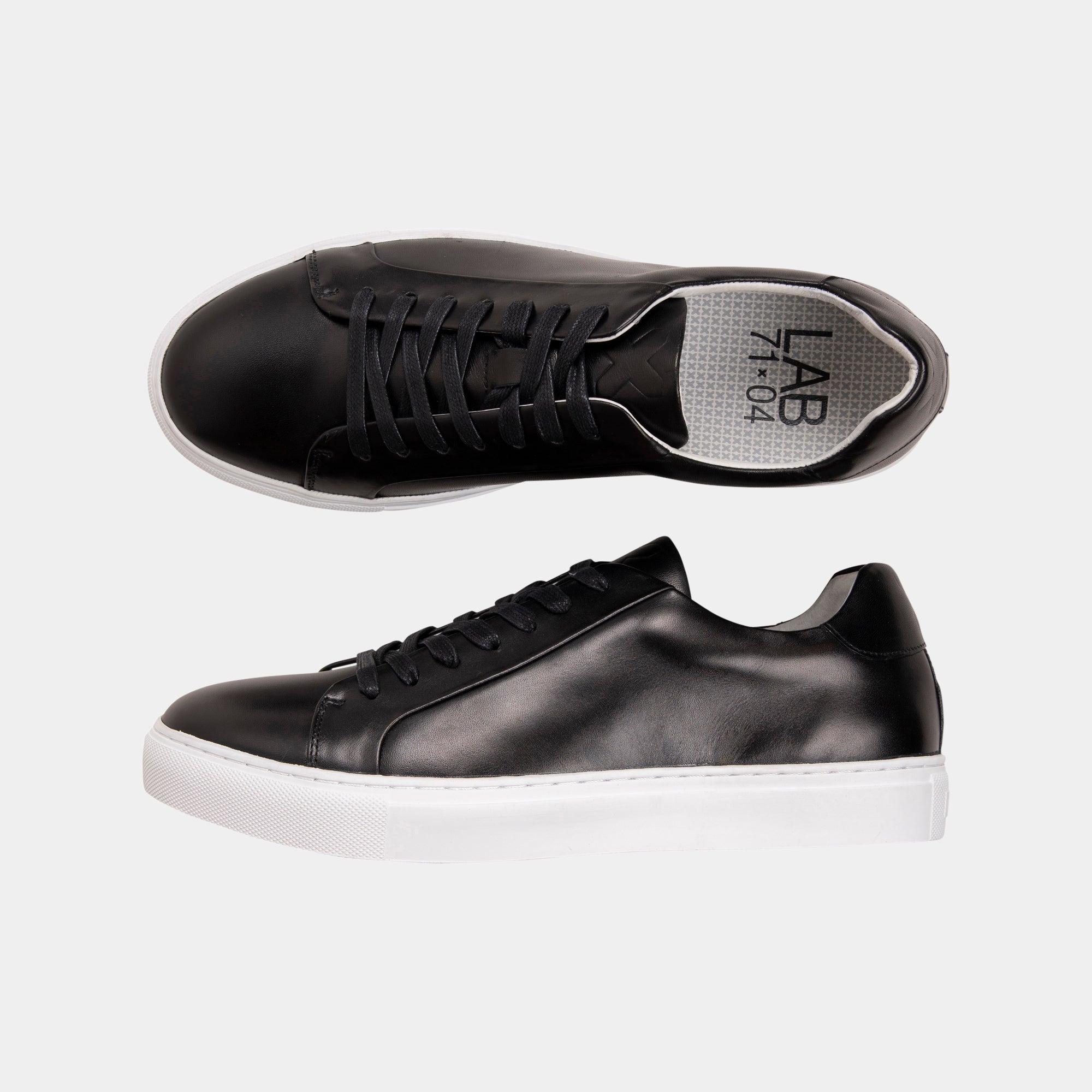 TGA xLAB 100 Sneaker laced Black