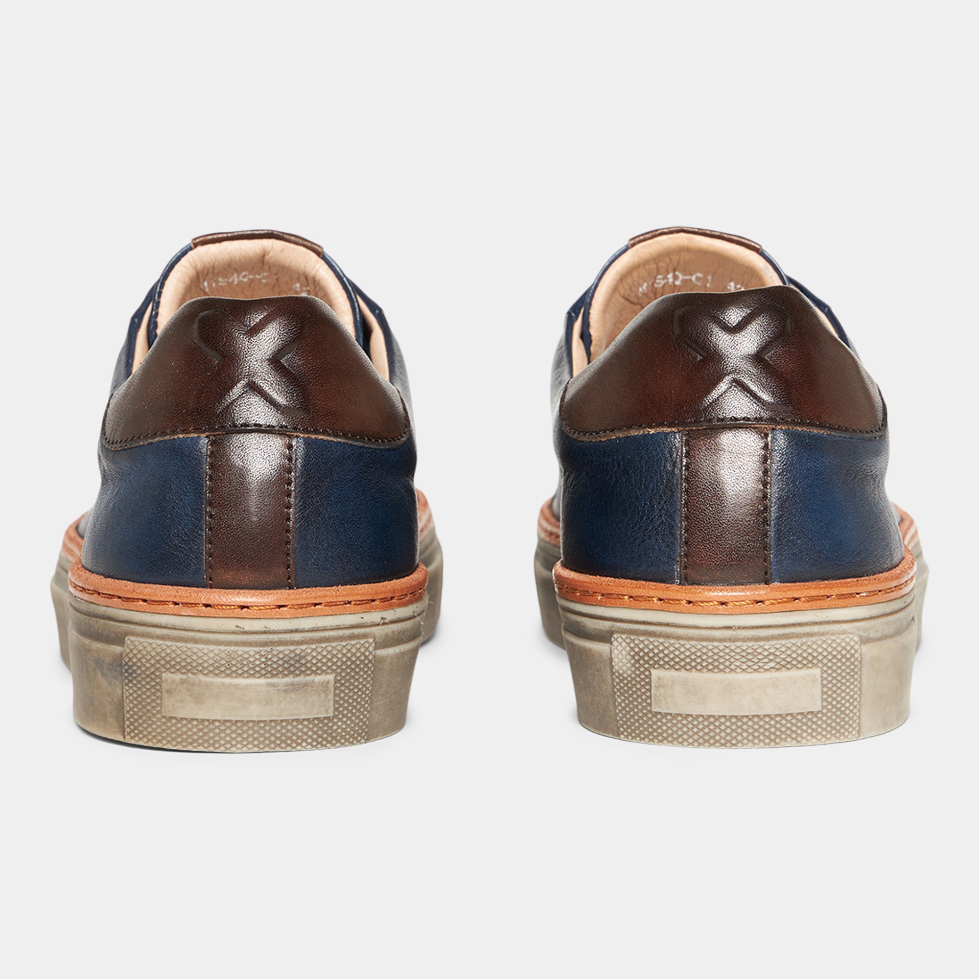 TGA xLAB 200 Sneaker laced Navy