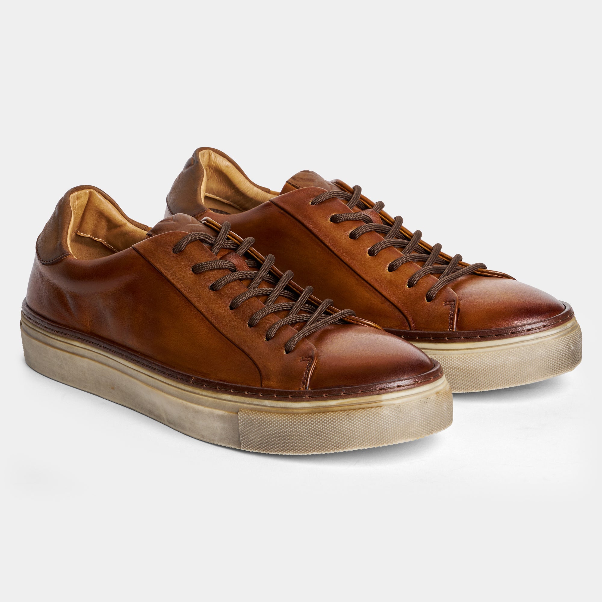 TGA xLAB 250 Sneaker laced Cognac