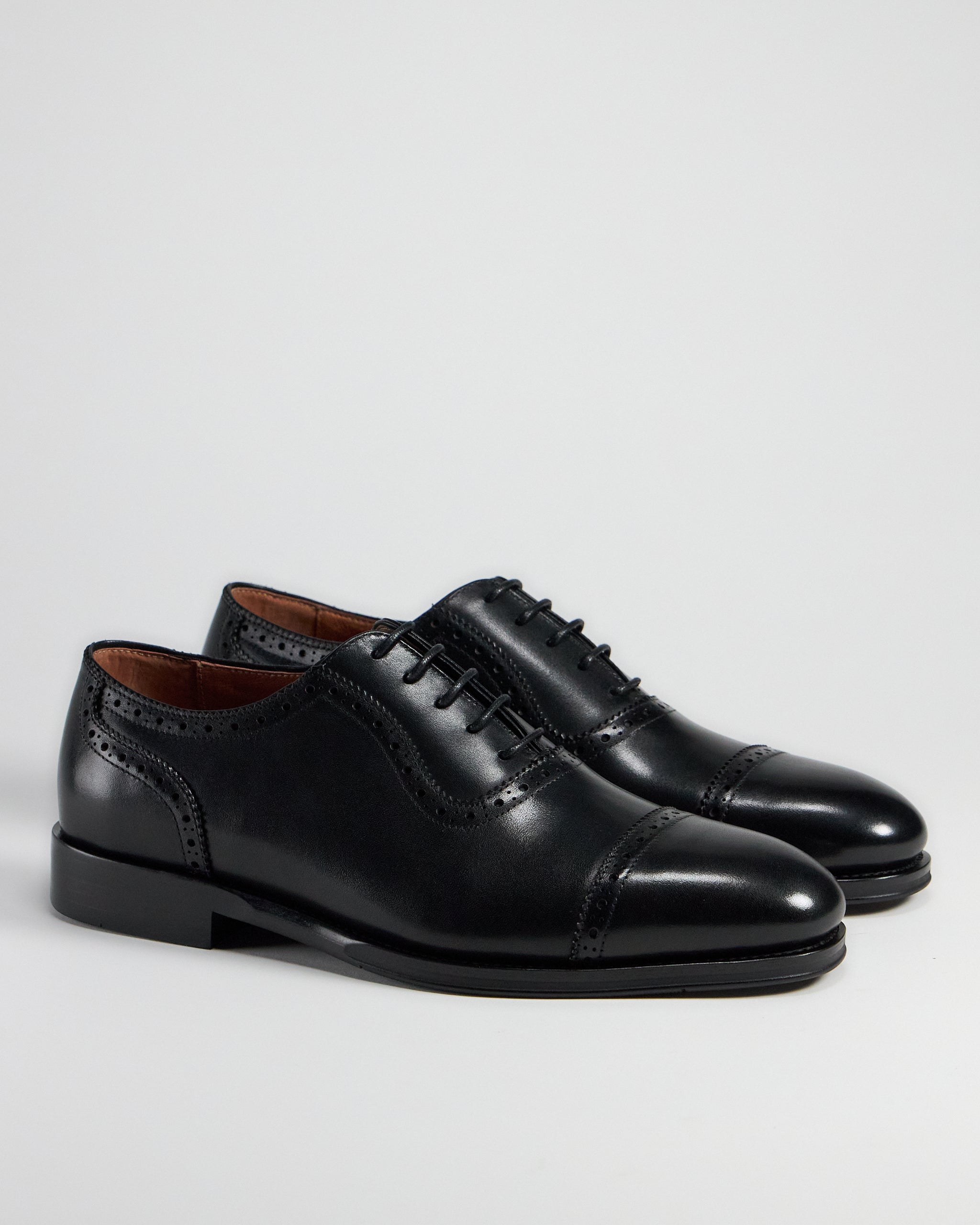 TGA by Ahler 1030 Oxford shoe Black