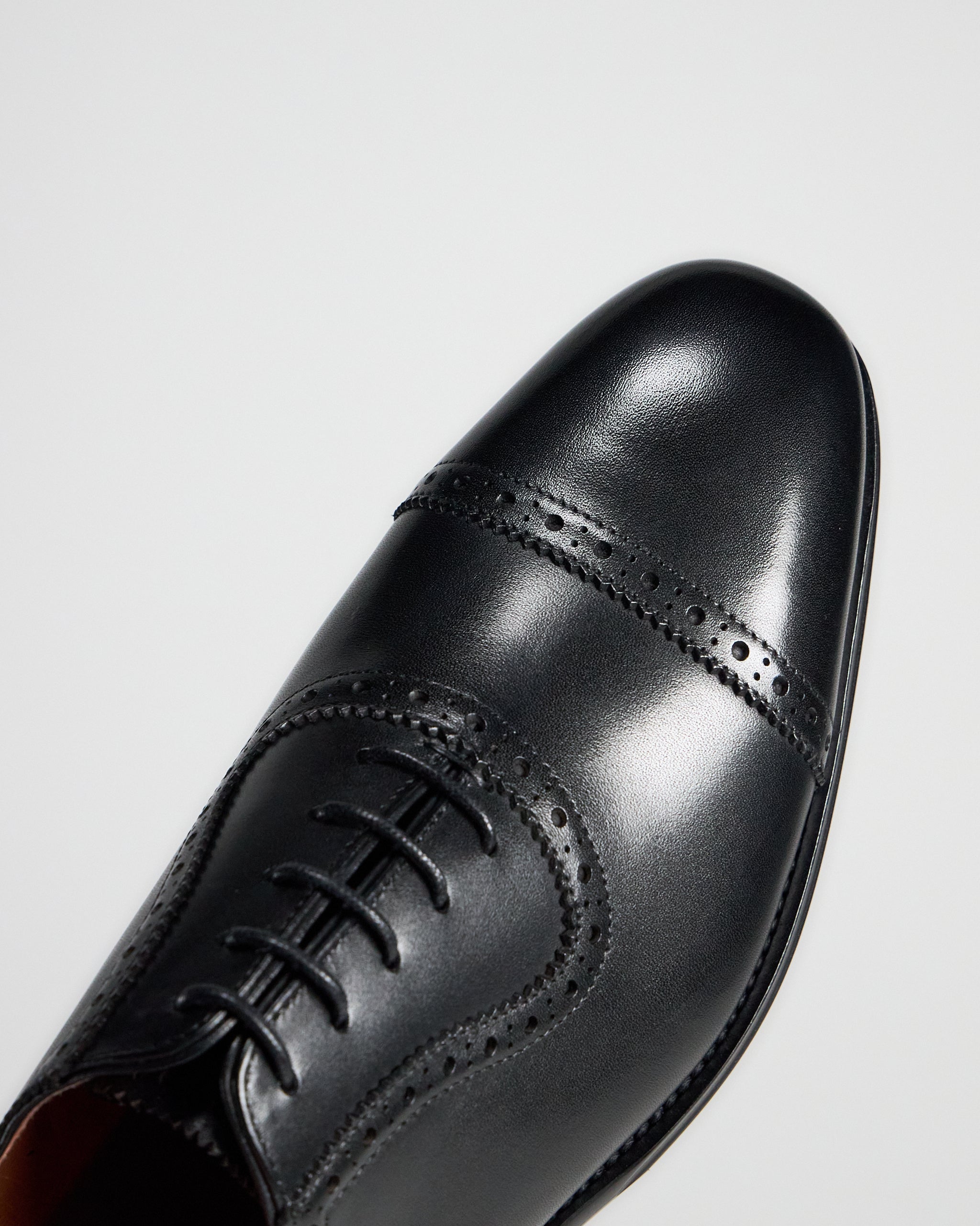 TGA by Ahler 1030 Oxford shoe Black