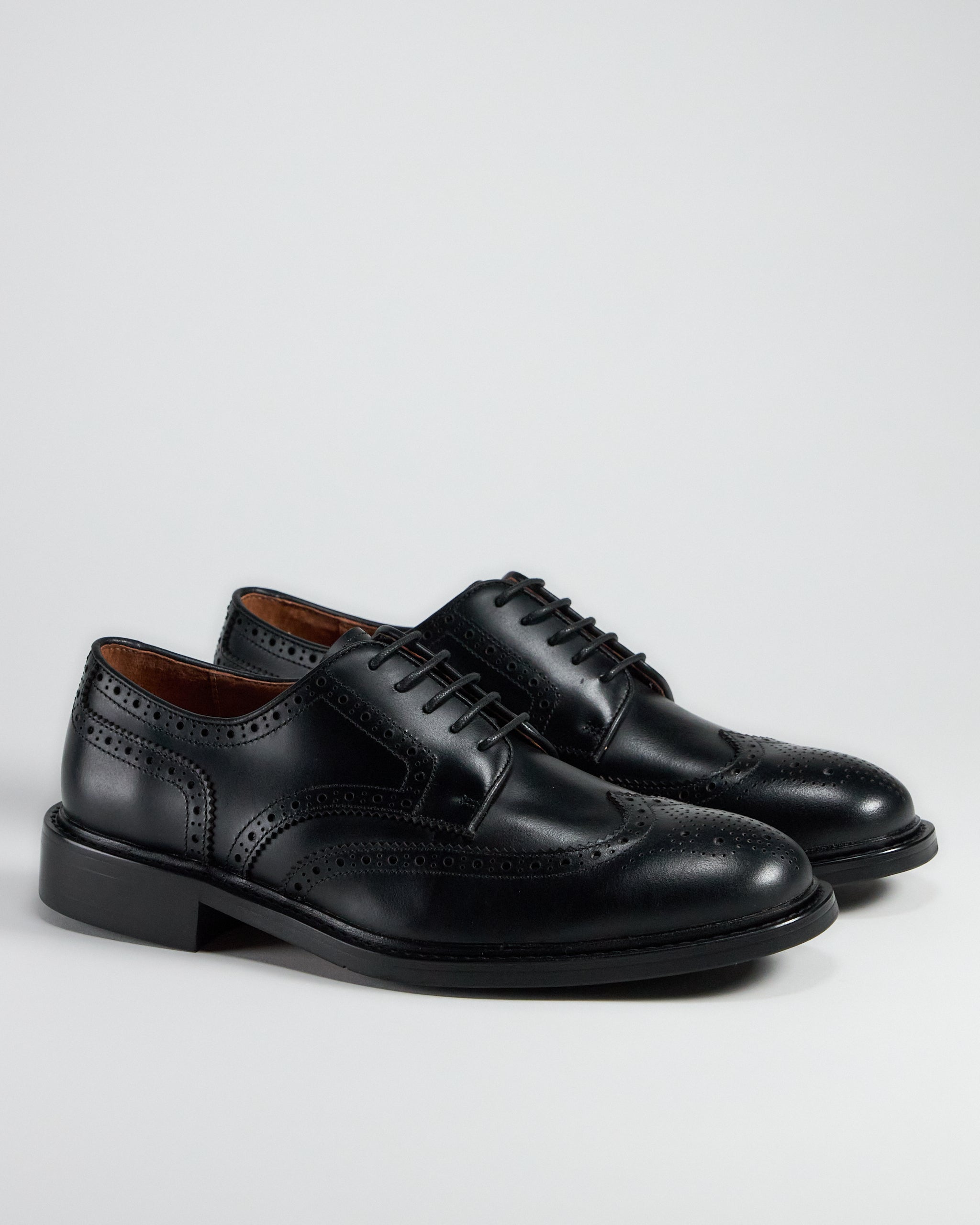 TGA by Ahler 1040 Derby shoe Black