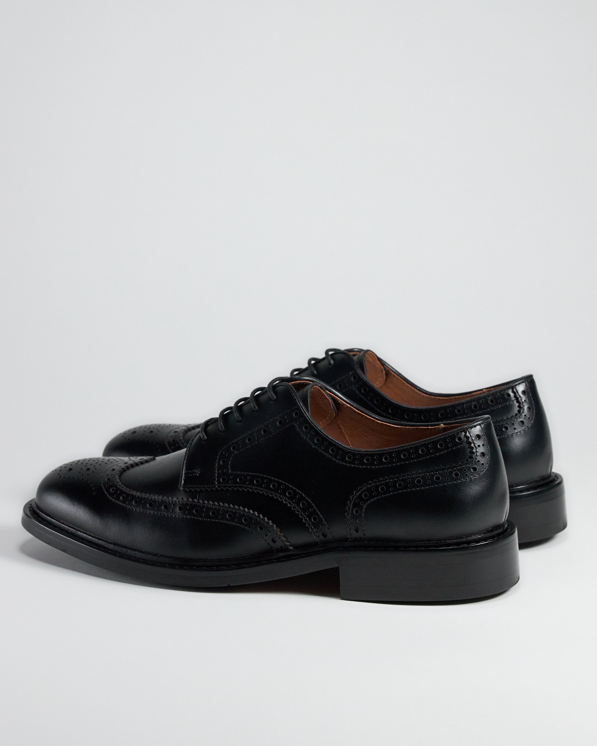 TGA by Ahler 1040 Derby shoe Black