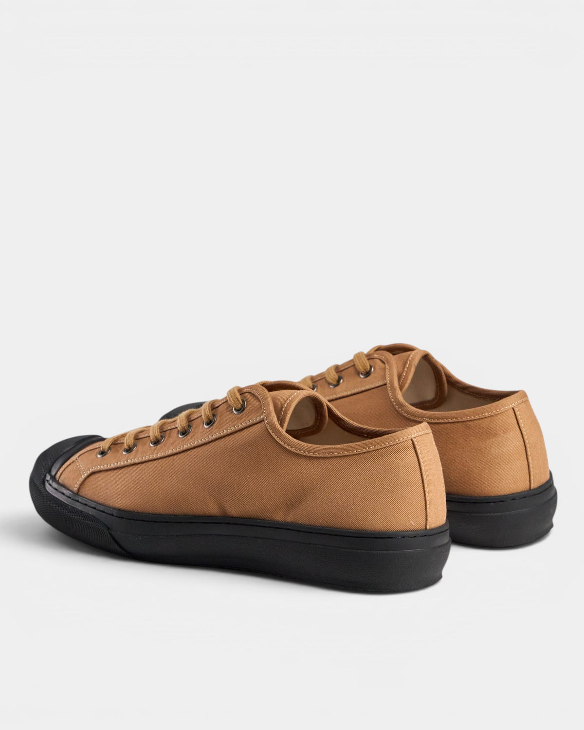 TGA xLAB 135 Sneaker laced Camel