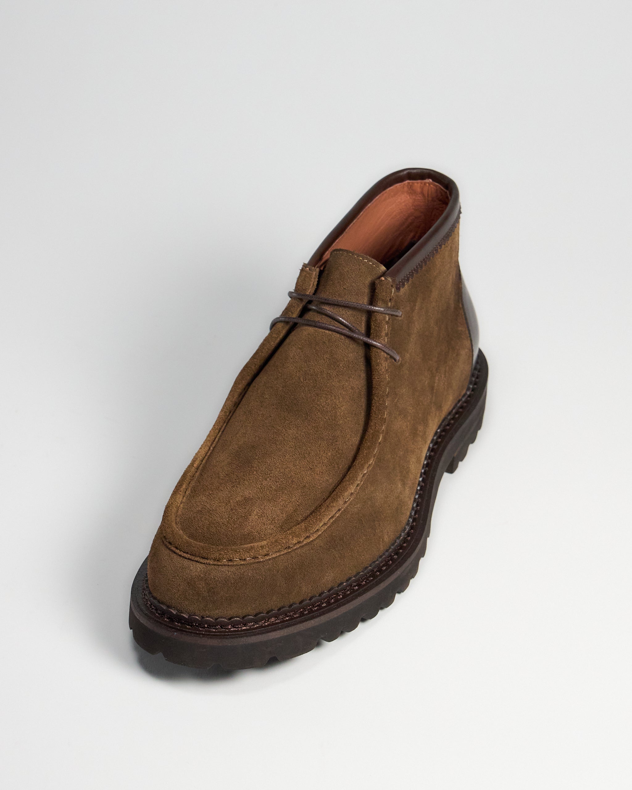 TGA by Ahler 2742 Desert boot Tan