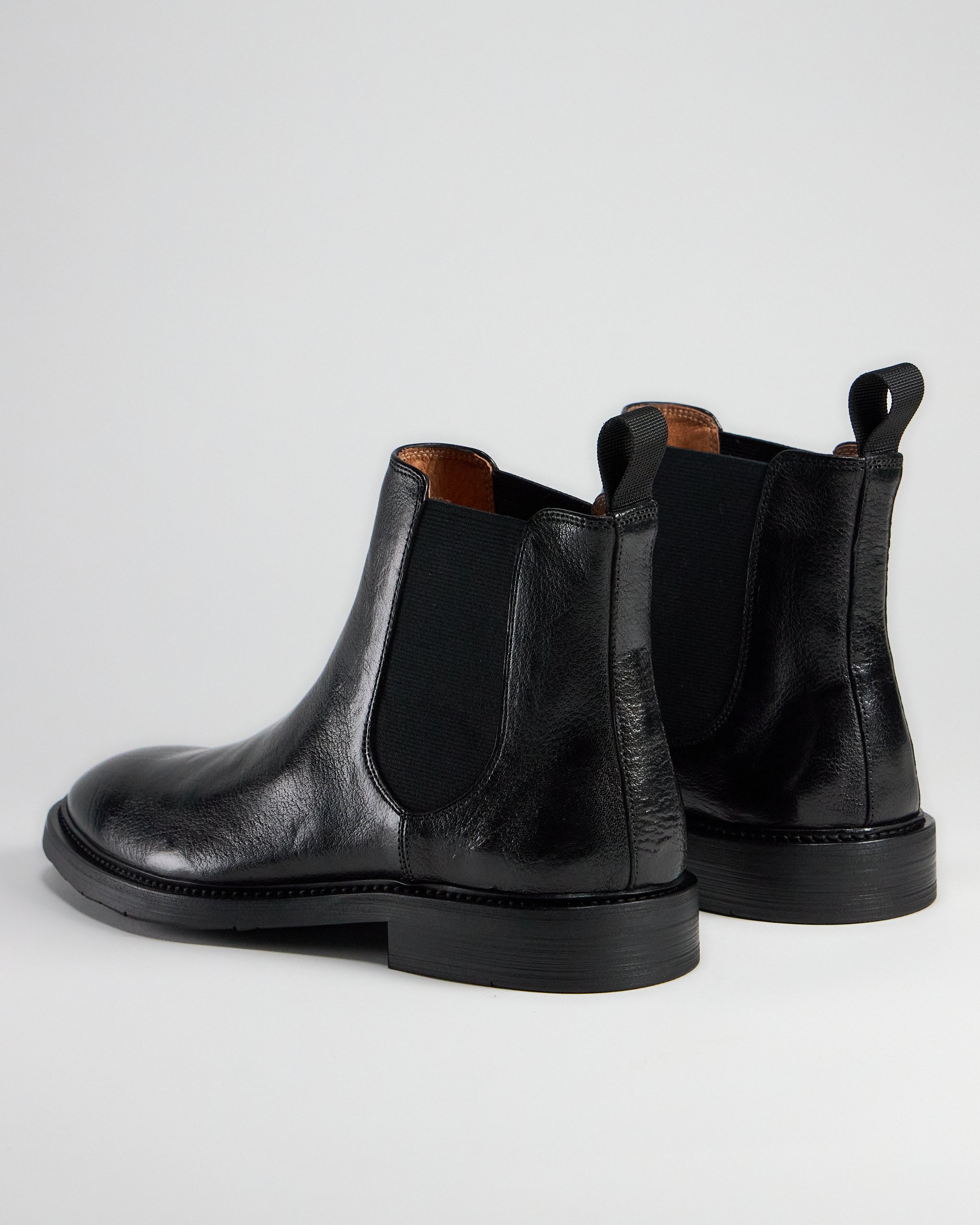 TGA by Ahler 3120 Chelsea boot Black
