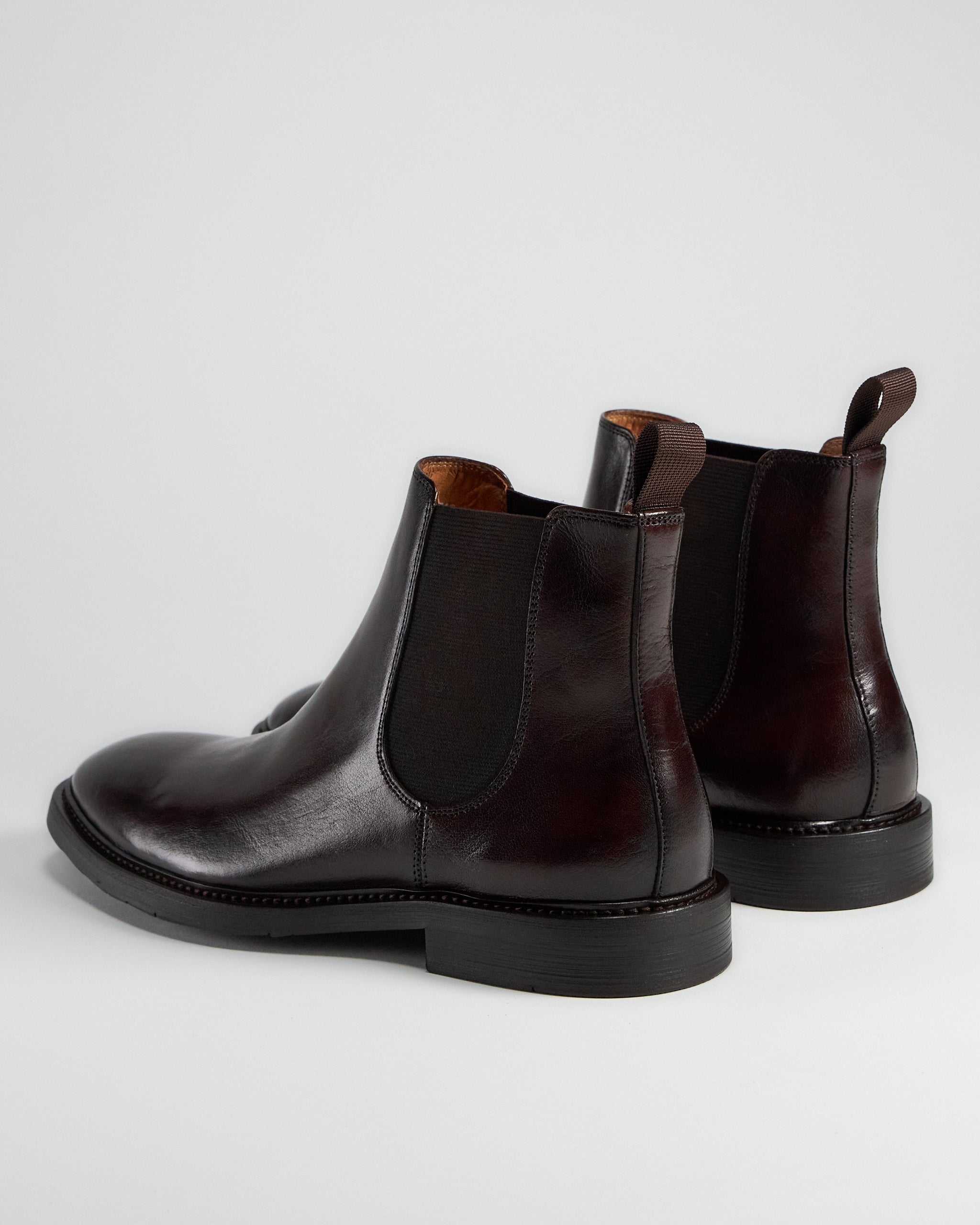 TGA by Ahler 3120 Chelsea boot Dk Brown