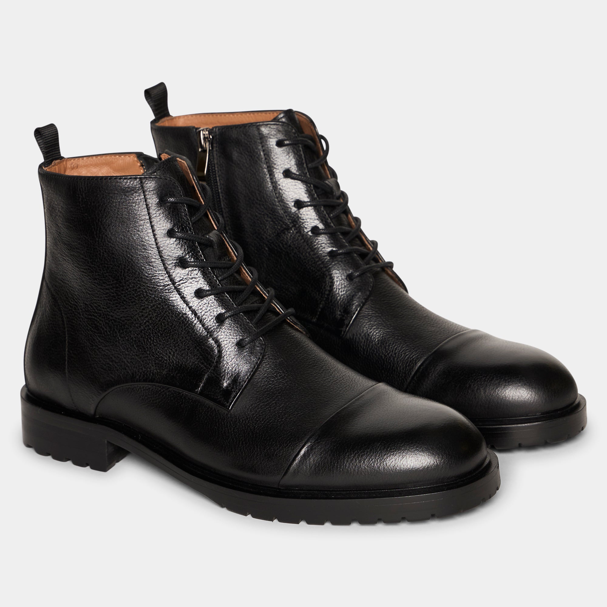 TGA by Ahler 5110 Laced boot Black
