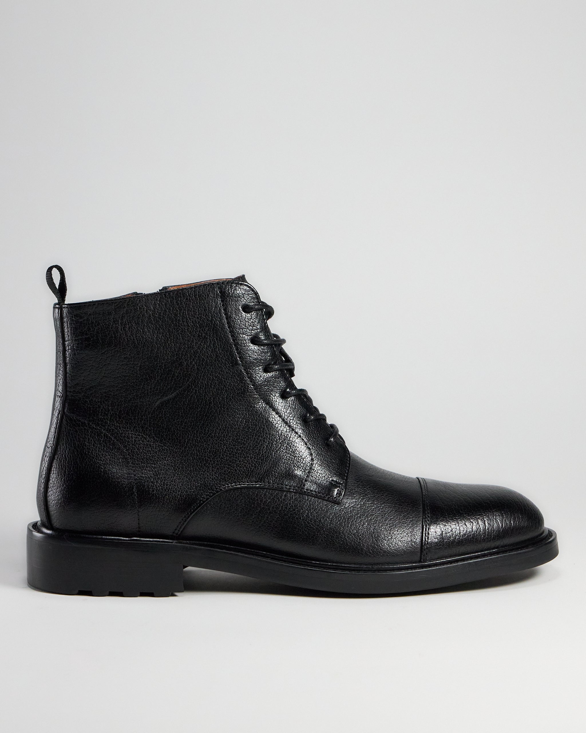 TGA by Ahler 5150 Laced boot Black