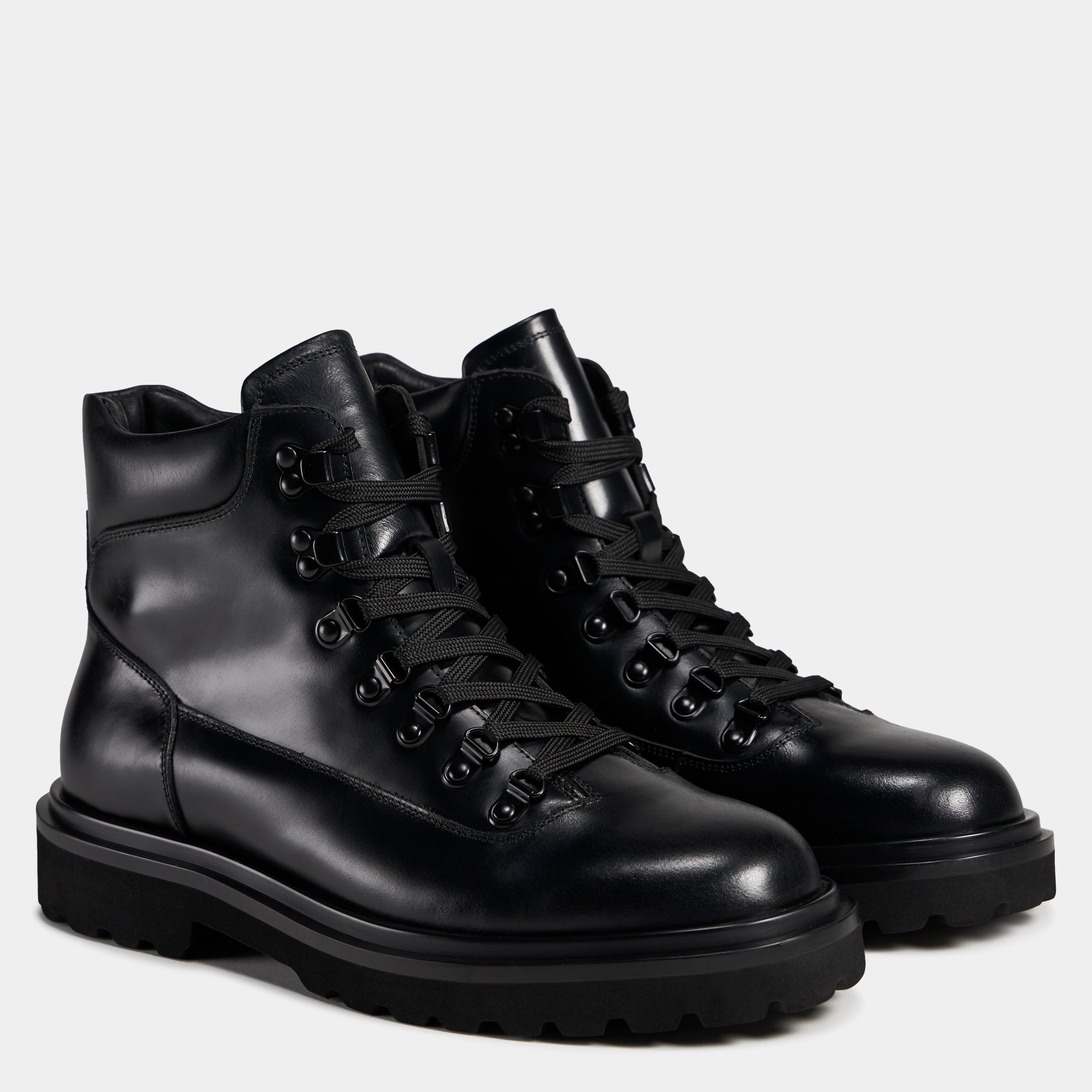 TGA by Ahler 6951 Laced boot Black