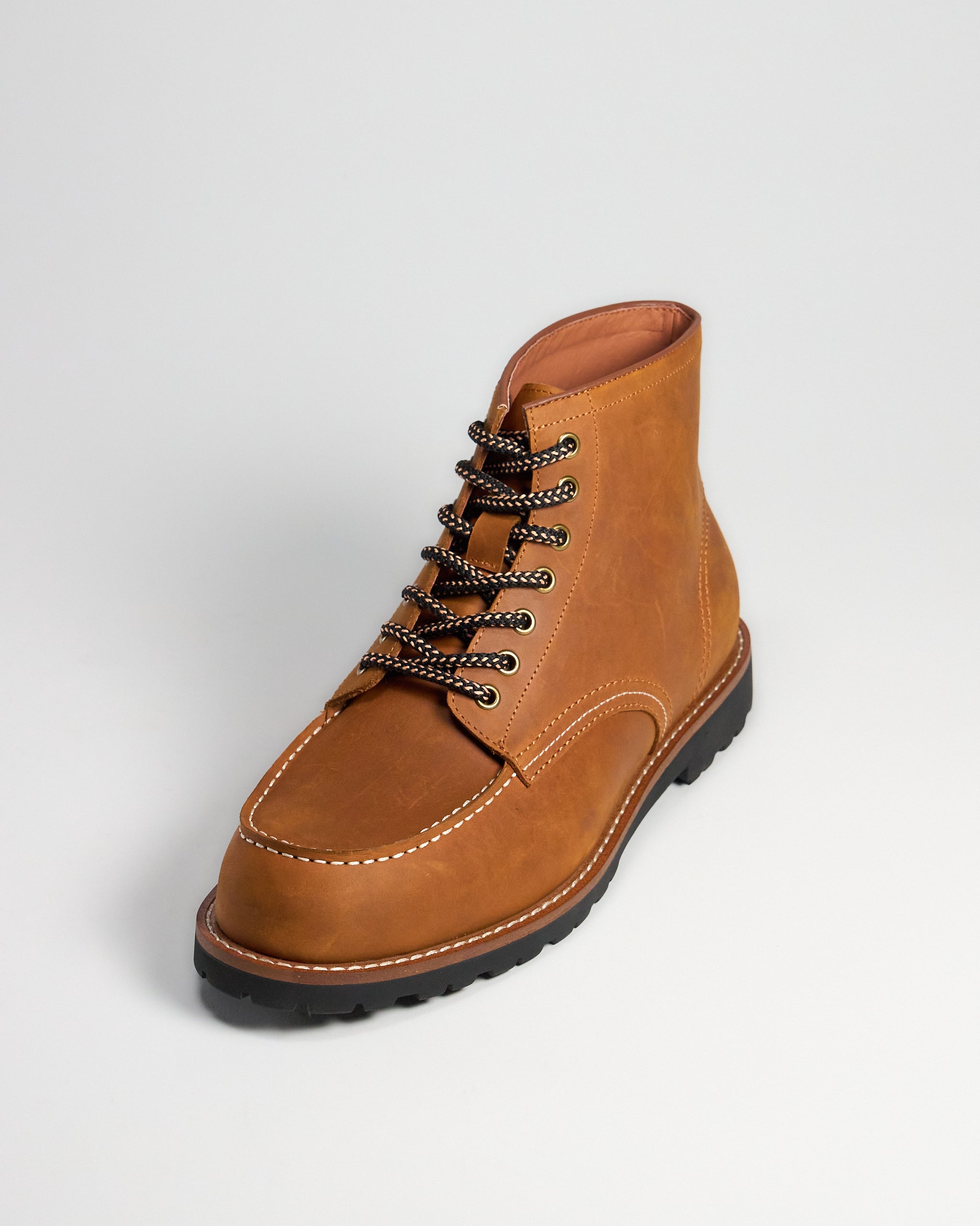 TGA by Ahler 7201 Laced boot Tan