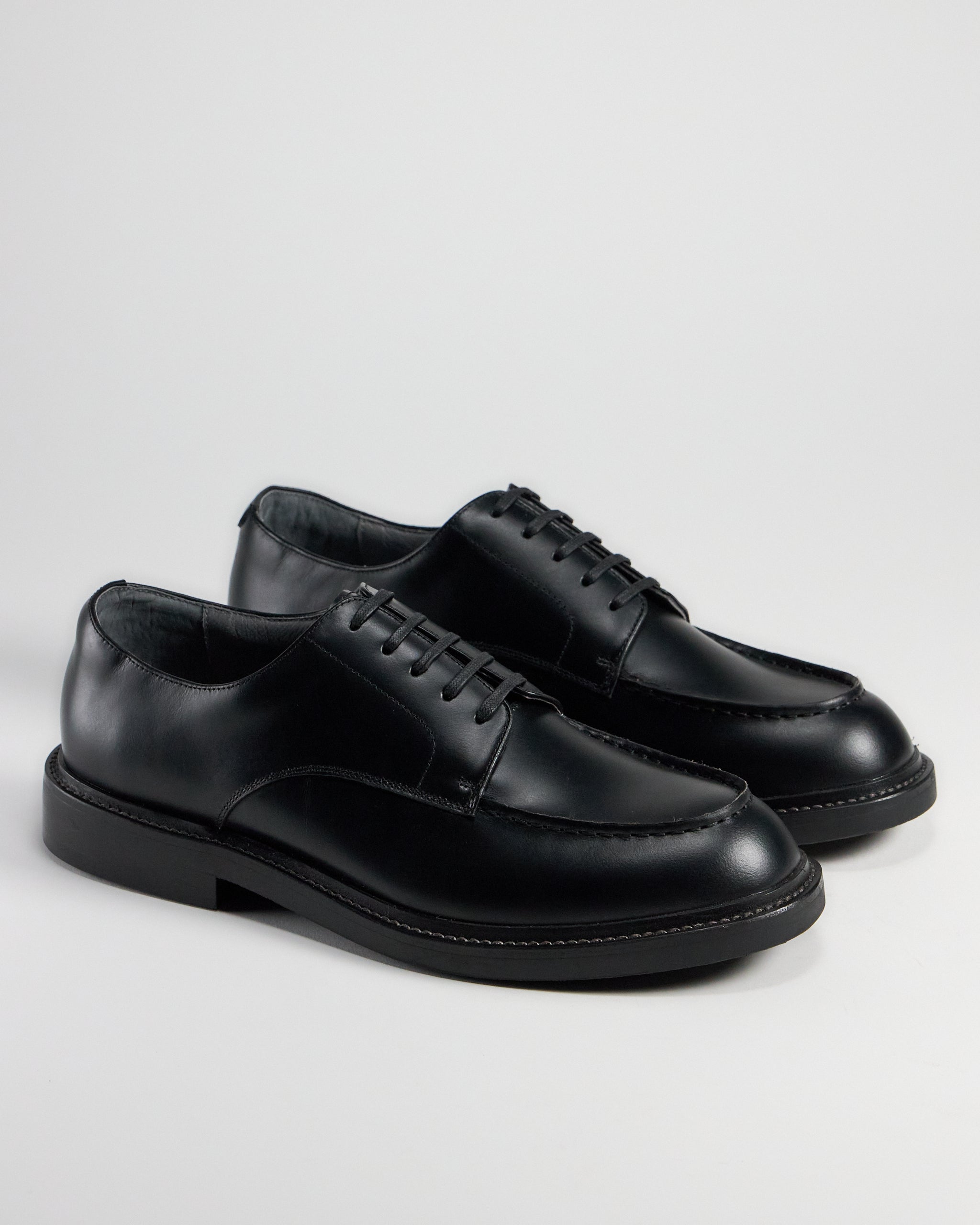 TGA xLAB 820 Derby shoe Black