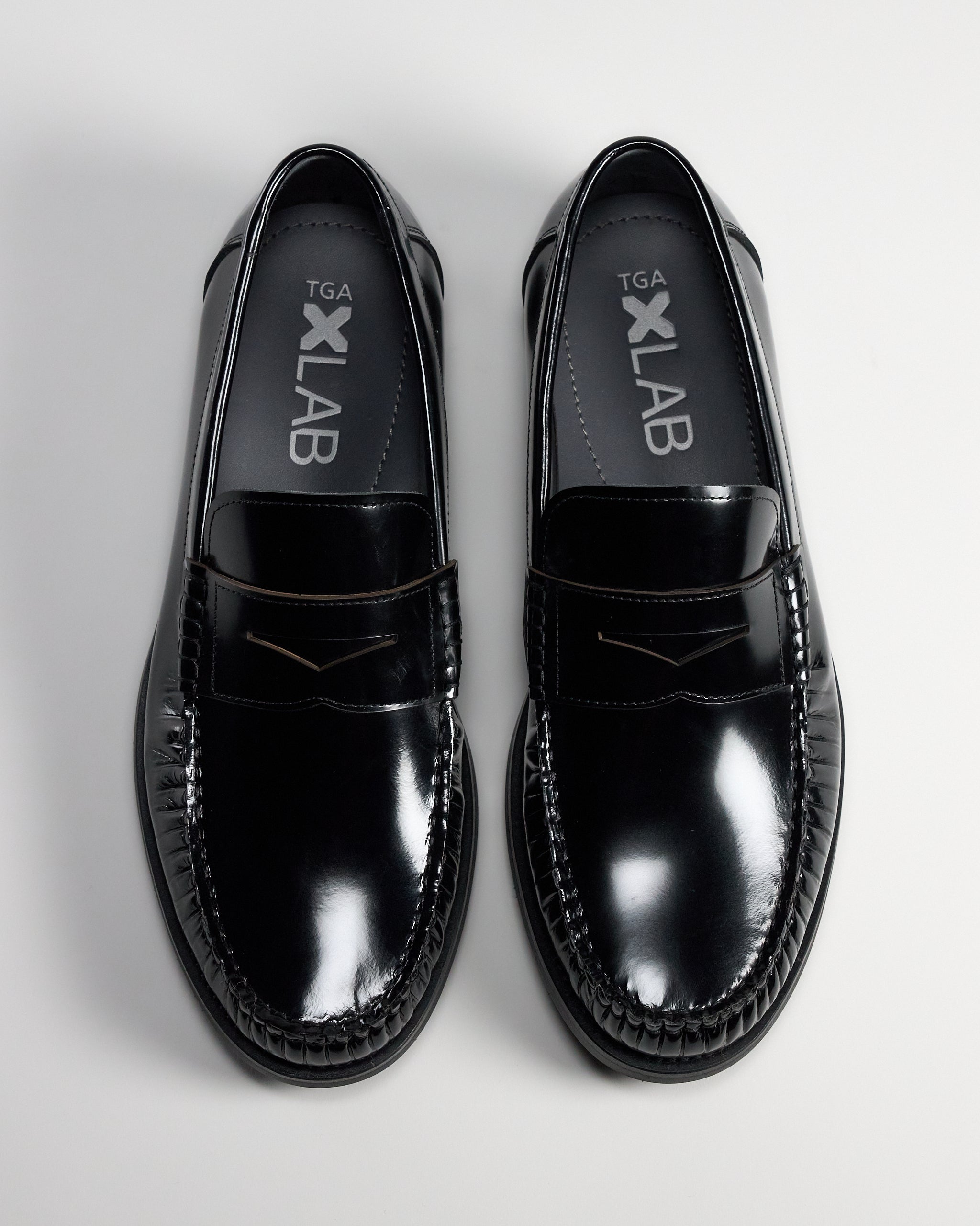 TGA xLAB 883 Loafer Black