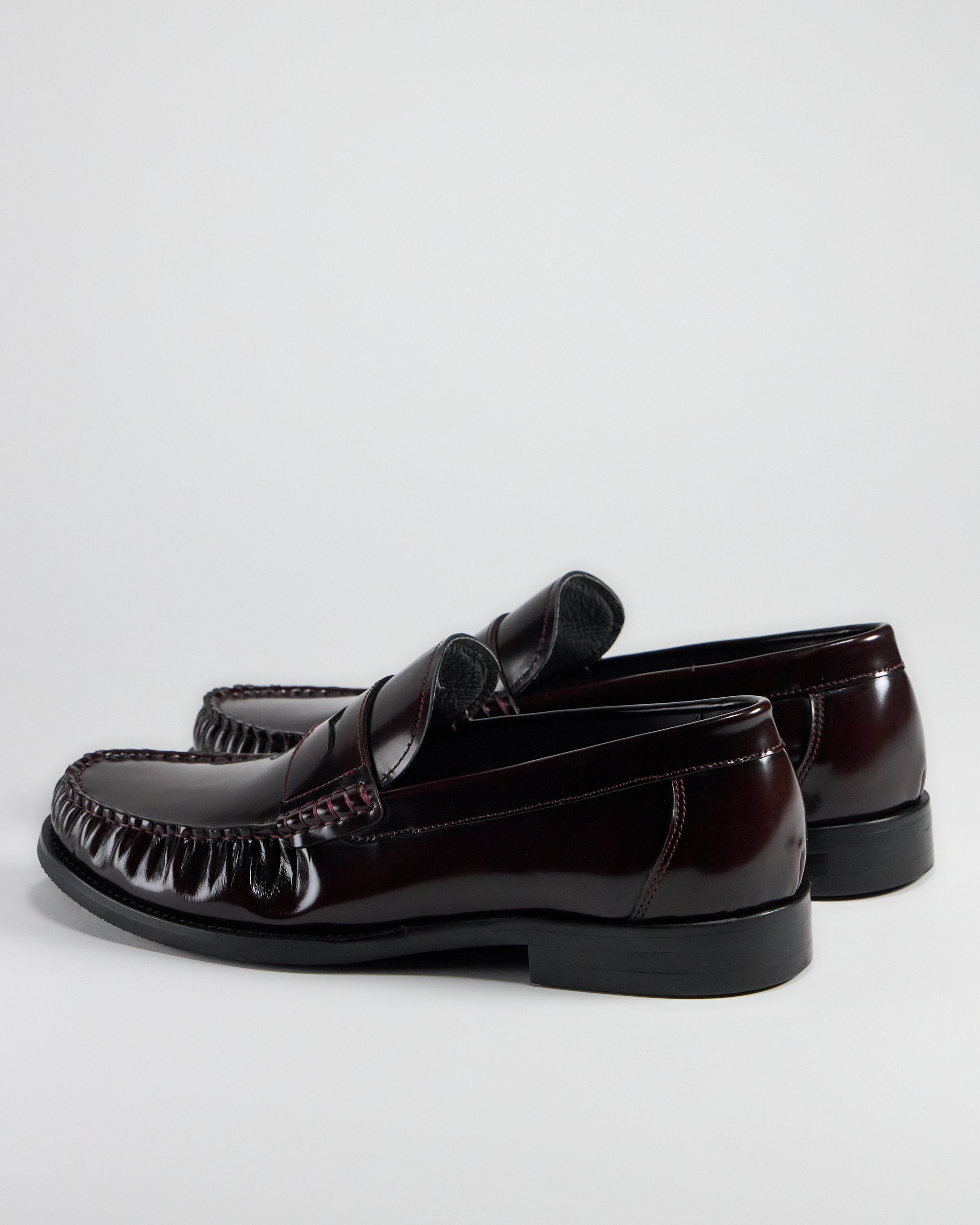 TGA xLAB 883 Loafer Burgundy