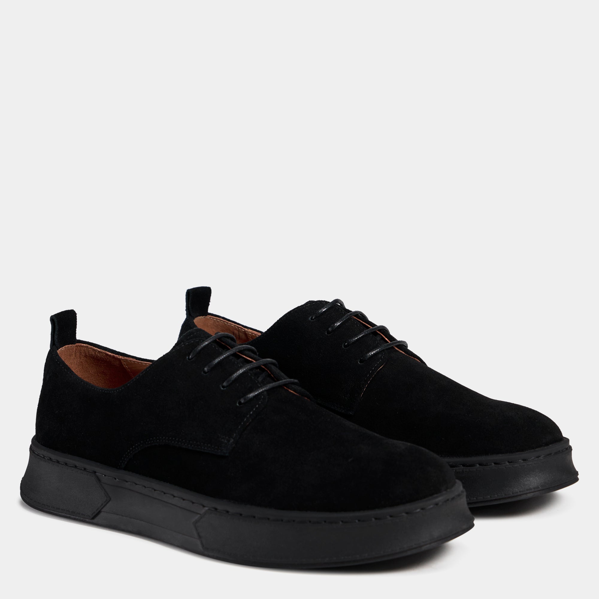 TGA xLAB 900 Sneaker laced Black