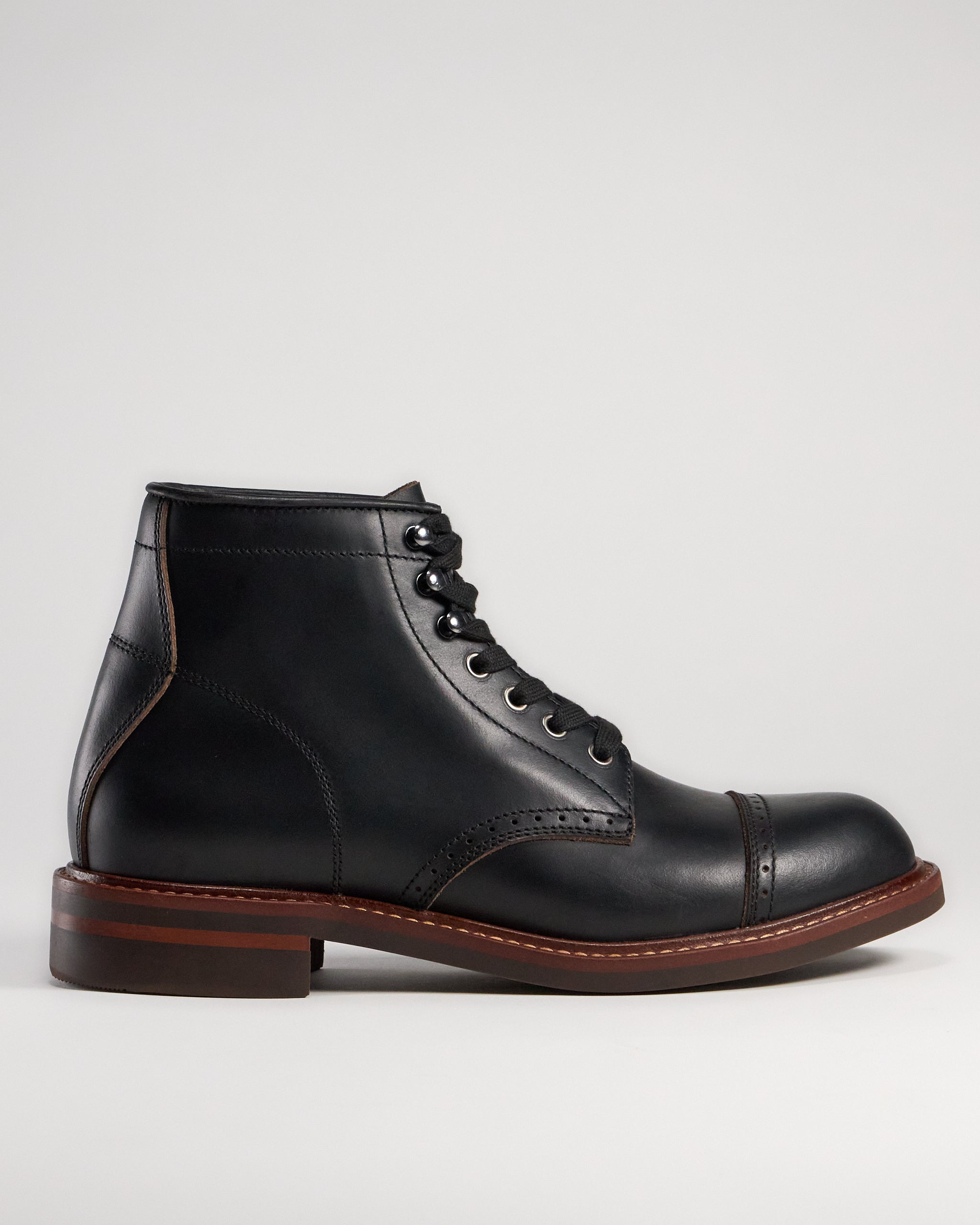 TGA xLAB 940 Laced boot Black