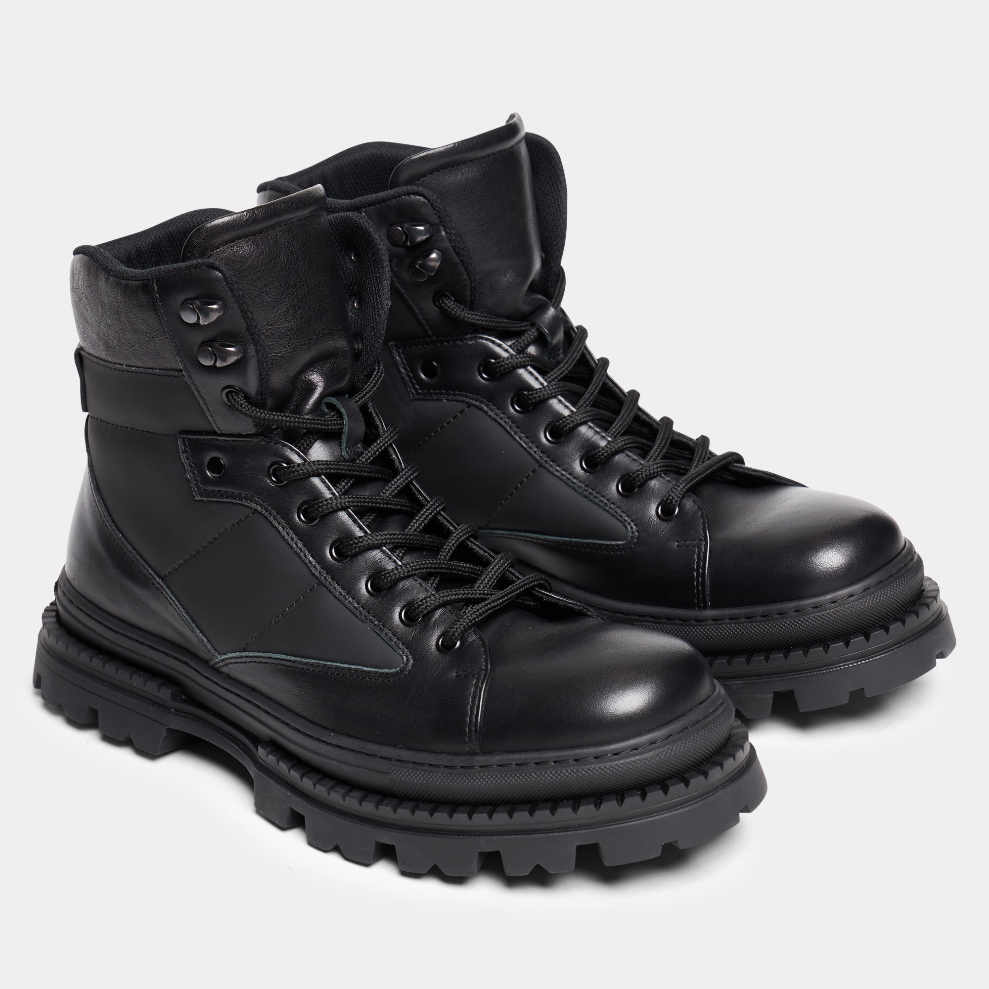 Ahler 99992 Laced boot Black