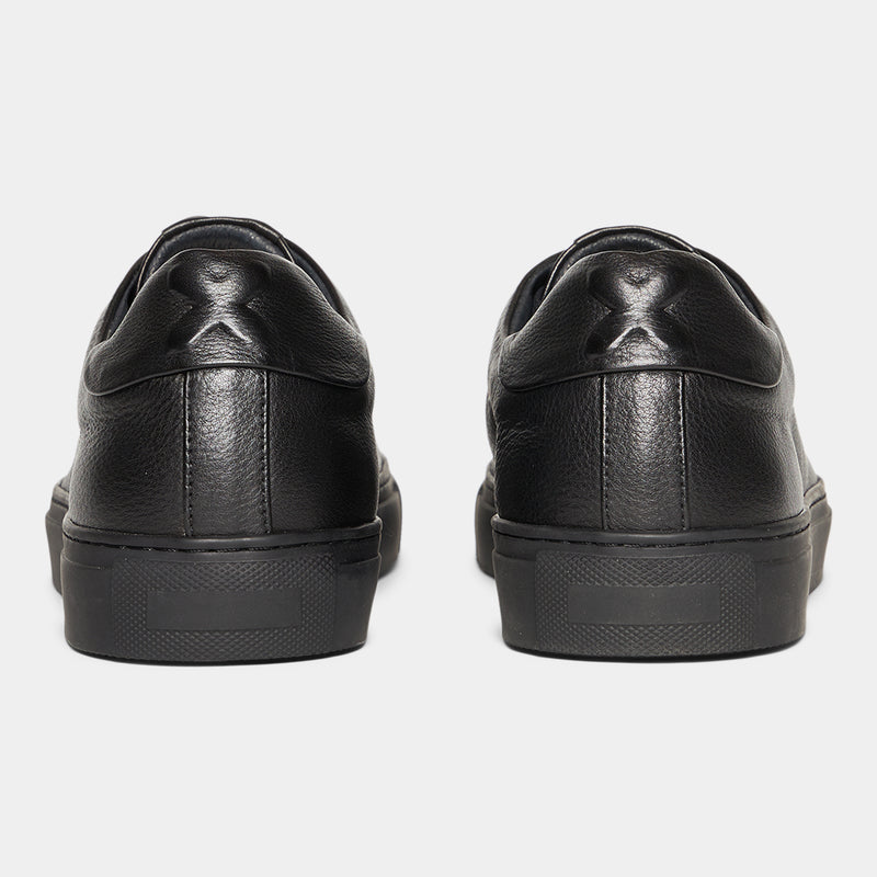 LAB 71X04 740 Sneaker laced Black